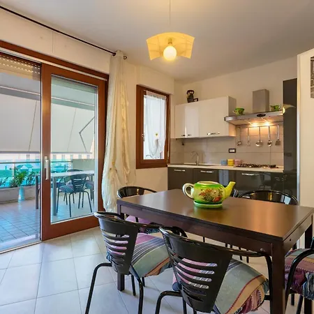 Mediterraneo Apartamento